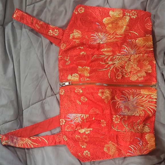 Kimachi Blue size M red floral short top - Picture 1 of 4